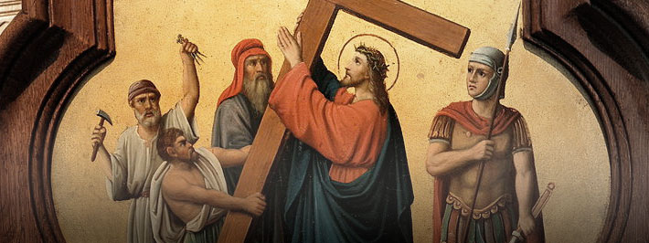 Stacja II: Pan Jezus bierze krzyż na swe ramiona 